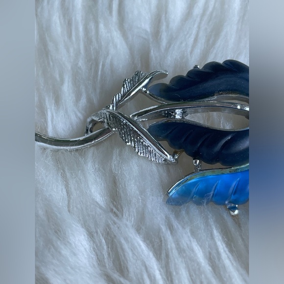 Rare Vintage 1960s AB Rhinestone & Thermoset Flower Brooch Unsigned Lisner - Picture 3 of 8